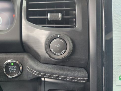 New 2025 Ford F150 Lightning Flash image 20