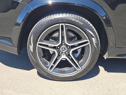Used 2022 Mercedes-Benz GLS 450 4MATIC image 9