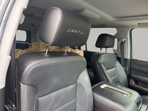 Used 2018 GMC Yukon XL Denali w/ Open Road Package image 15