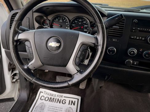 Used 2012 Chevrolet Silverado 3500 LT image 12