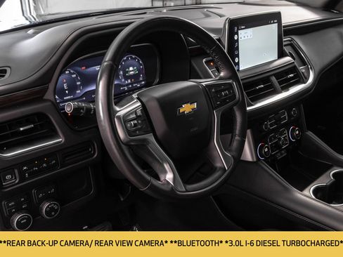 Used 2022 Chevrolet Suburban LT AWD/4WD image 5