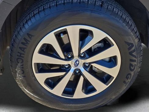 Used 2024 Subaru Outback Premium image 8