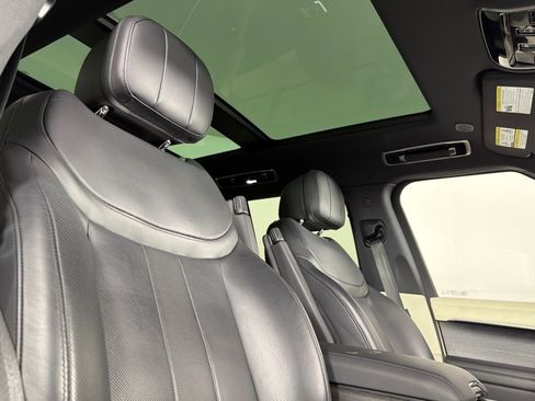 Used 2023 Land Rover Range Rover SE AWD/4WD image 16