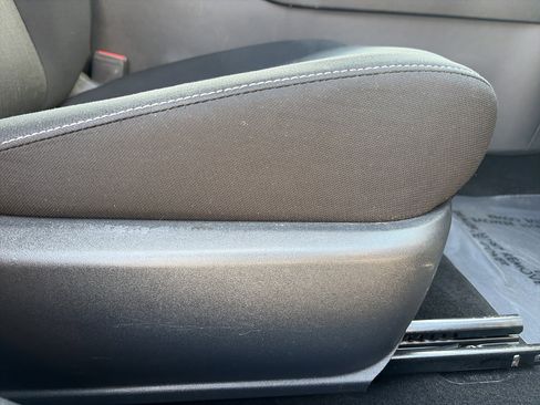 Used 2020 Nissan Sentra SV FWD image 12
