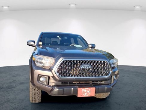 Used 2019 Toyota Tacoma TRD Off-Road AWD/4WD image 15