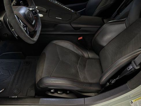 Used 2024 Chevrolet Corvette Stingray Premium Cpe w/ Z51 Performance Package RWD image 16