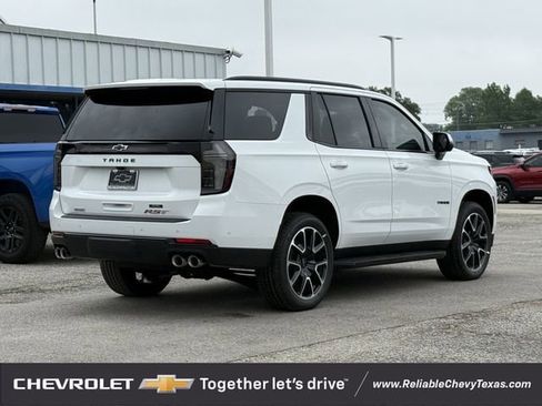 New 2025 Chevrolet Suburban Premier AWD/4WD image 6