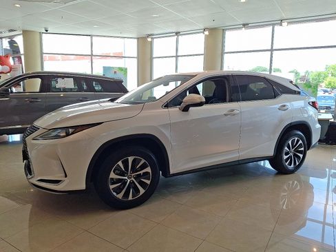 Used 2022 Lexus RX 350 AWD image 3