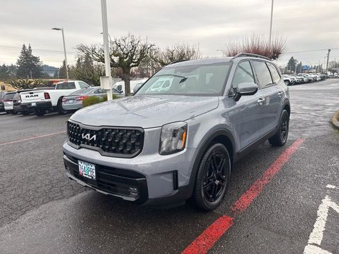 Used 2024 Kia Telluride SX X-Line AWD/4WD image 3