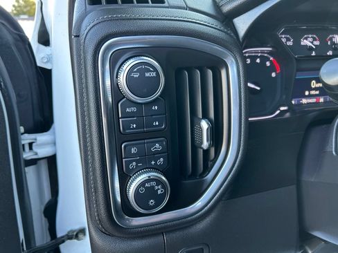 Used 2021 GMC Sierra 1500 Elevation w/ X31 Off-Road Package AWD/4WD image 22