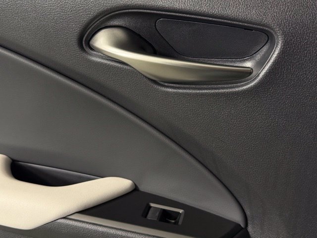 Used 2025 Lexus UX 300h FWD w/ Accessory Package (Z2) image 25