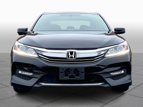 Used 2017 Honda Accord EX-L image 4