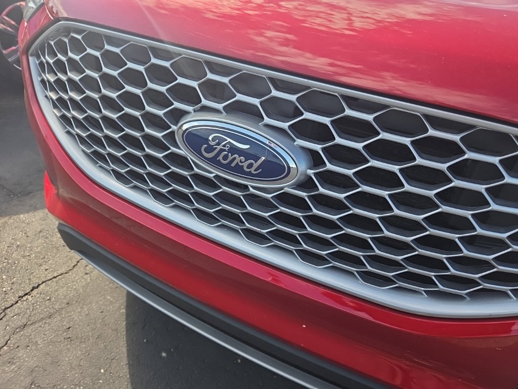 Certified 2024 Ford Edge SEL w/ Convenience Package AWD/4WD image 3