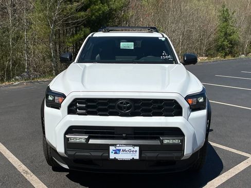 New 2026 Toyota 4Runner TRD Off-Road Premium AWD/4WD image 8