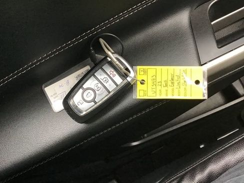 Used 2023 Ford Explorer Limited w/ Equipment Group 301A image 28