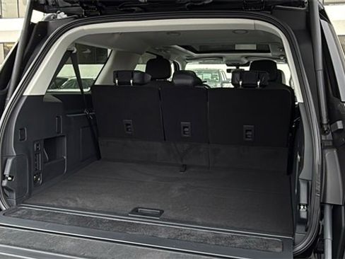 New 2025 Lincoln Navigator L Reserve image 15