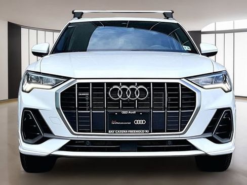 Used 2023 Audi Q3 2.0T Premium Plus w/ Premium Plus Package AWD/4WD image 2