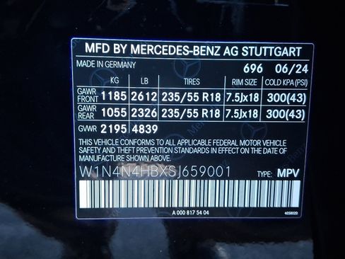 New 2025 Mercedes-Benz GLA 250 4MATIC image 21