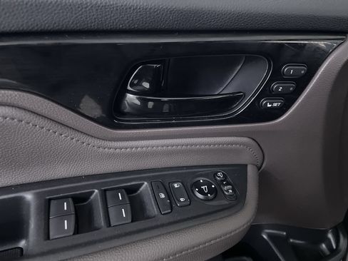 Used 2020 Honda Odyssey Elite image 11