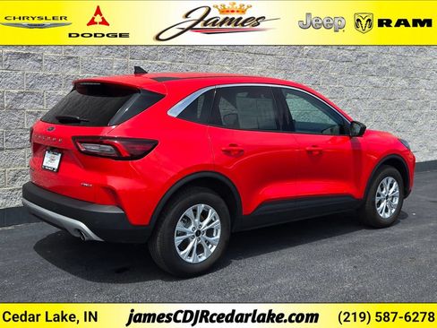 Used 2024 Ford Escape Active w/ Tech Pack #1 AWD/4WD image 5