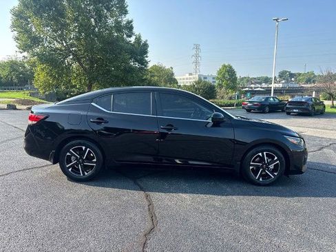 Certified 2025 Nissan Sentra SV w/ Trunk Package FWD image 8