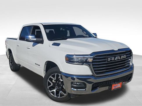 Used 2025 RAM 1500 Laramie image 11