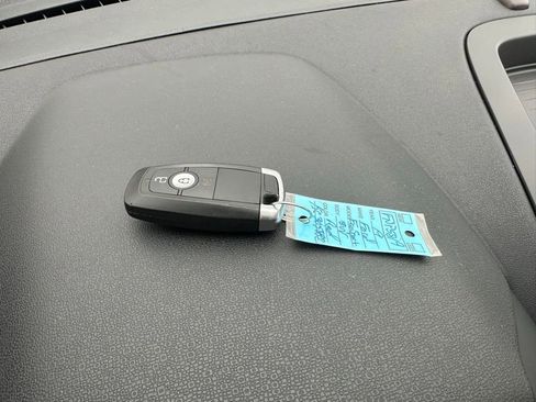 Used 2019 Ford EcoSport SE image 33