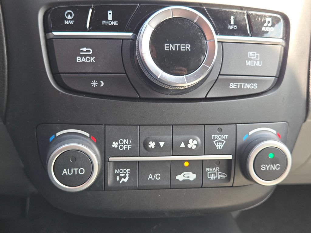 Used 2017 Acura RDX w/ Technology Package AWD/4WD image 35