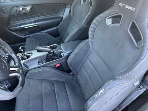 Used 2018 Ford Mustang Shelby GT350 w/ Electronics Package RWD image 10