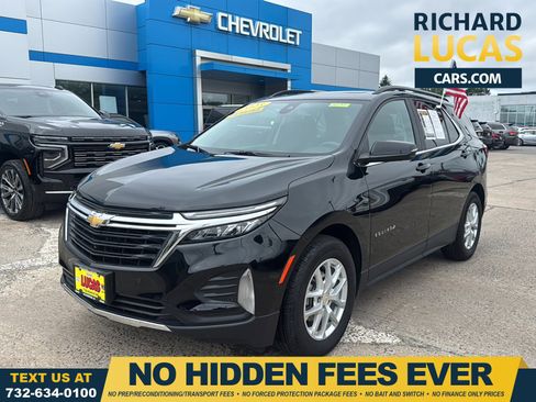 Used 2023 Chevrolet Equinox LT FWD image 1