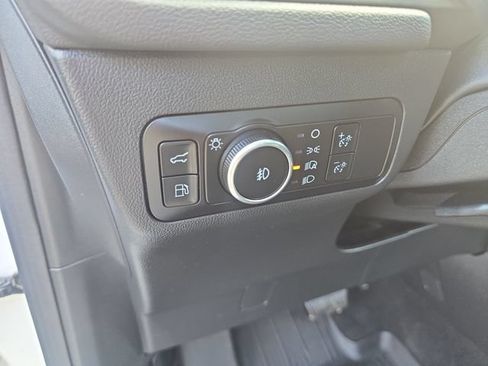 Certified 2023 Ford Escape Platinum w/ Premium Technology Package AWD/4WD image 17