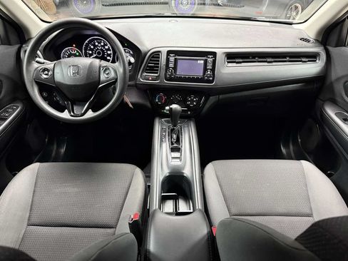 Used 2022 Honda HR-V LX image 10