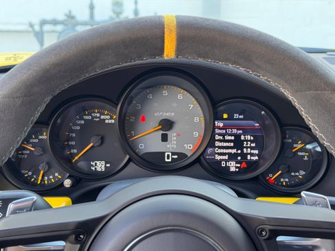 Used 2019 Porsche 911 GT3 RS image 39