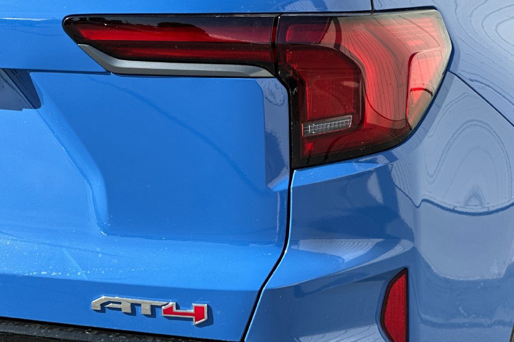 New 2027 GMC Terrain AT4 w/ Convenience Package III AWD/4WD image 9