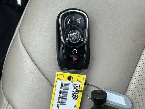 Used 2019 Buick Enclave Premium AWD/4WD image 36