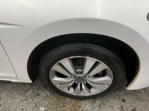 Used 2012 Honda Accord EX-L image 18