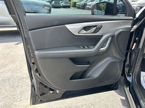 Used 2024 Chevrolet Blazer LT FWD image 12