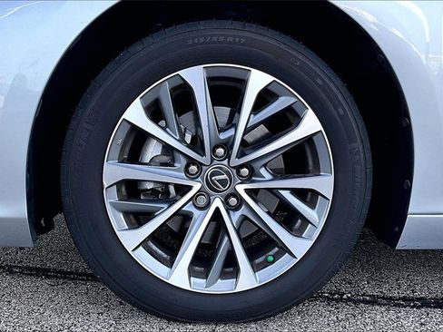 Used 2023 Lexus ES 350 image 10