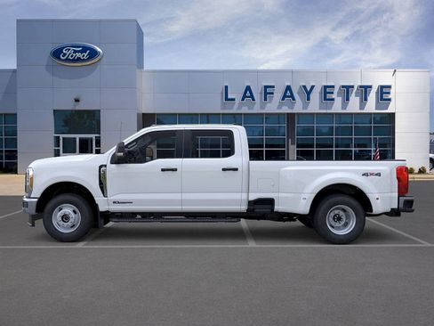 New 2026 Ford F350 XL w/ XL Chrome Package AWD/4WD image 3