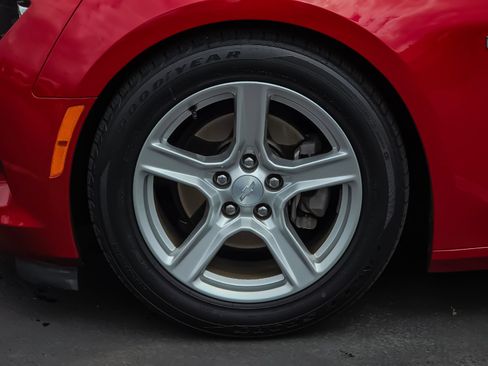 Used 2018 Chevrolet Camaro LT RWD image 24