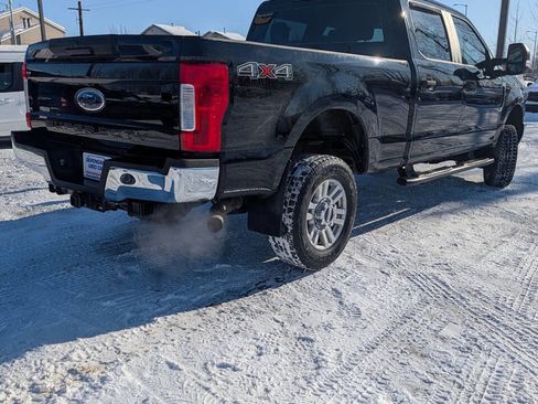 Used 2018 Ford F250 XL w/ STX Appearance Package image 11