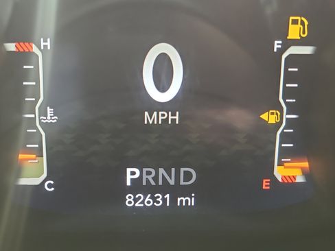 Used 2018 Jeep Wrangler Unlimited Sahara image 24