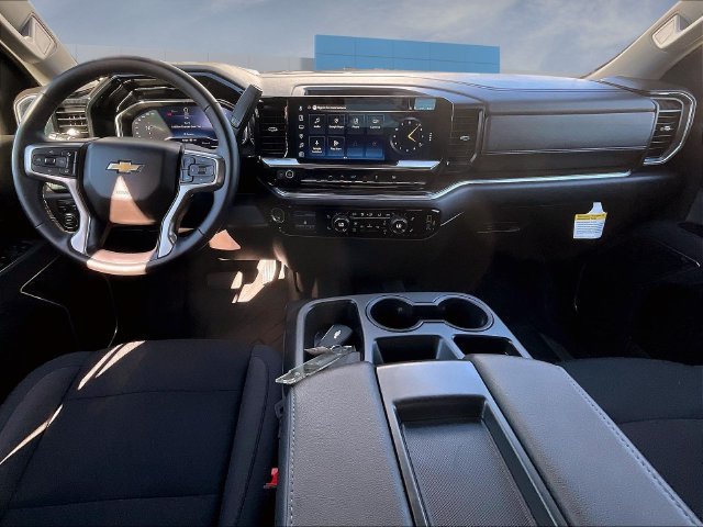 Used 2025 Chevrolet Silverado 1500 LT w/ All Star Edition Plus AWD/4WD image 5