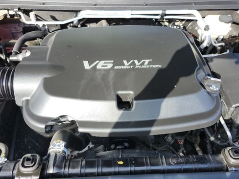 Used 2017 GMC Canyon SLE w/ Nightfall Edition image 33