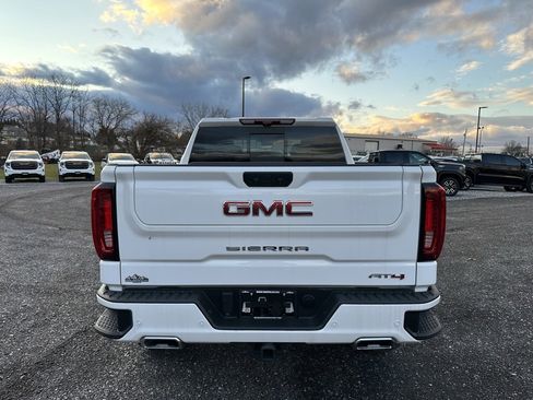 Used 2024 GMC Sierra 1500 AT4 image 6