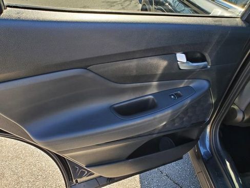 Used 2021 Hyundai Santa Fe SEL image 11