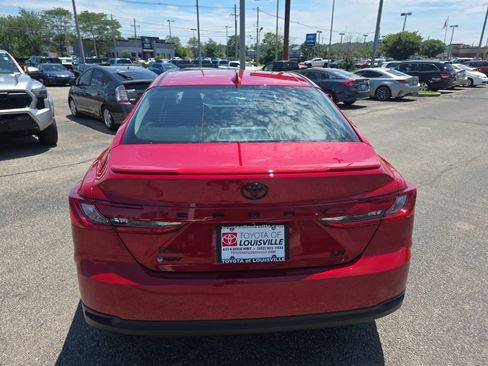 Certified 2025 Toyota Camry LE FWD image 5