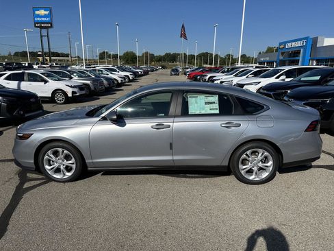 New 2025 Honda Accord LX image 2