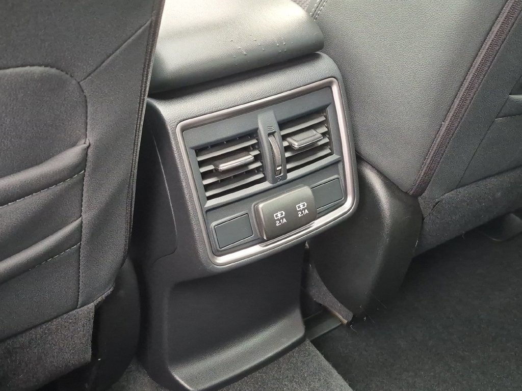 Used 2023 Subaru Forester Premium AWD/4WD image 34