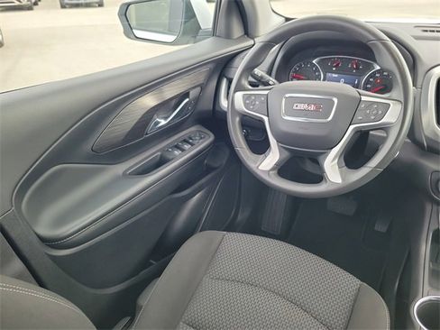 Certified 2024 GMC Terrain SLE image 13